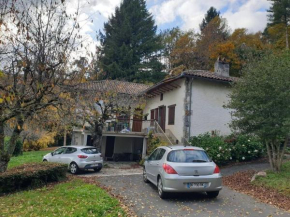 Le refuge d'Eline, maison de campagne sud Cantal